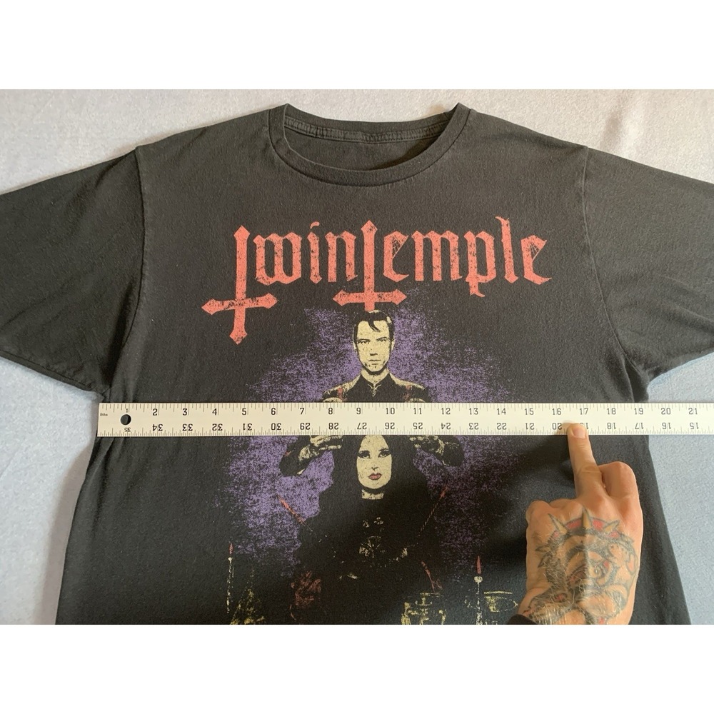 Twin Temple "Satanic Orgy" Black T-shirt Band USA/Mexico Tour Dates Sz S/M - Picture 5 of 7
